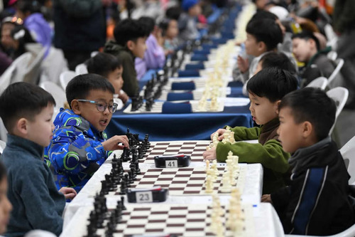 “Нүүдэл-999” шатрын анхдугаар тэмцээн эхэллээ